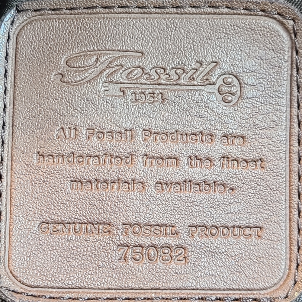 Fossil Mini Woven Shoulder Bag With Leather Handle #75082 8.5" W x 7" H x 2" D - Picture 12 of 12